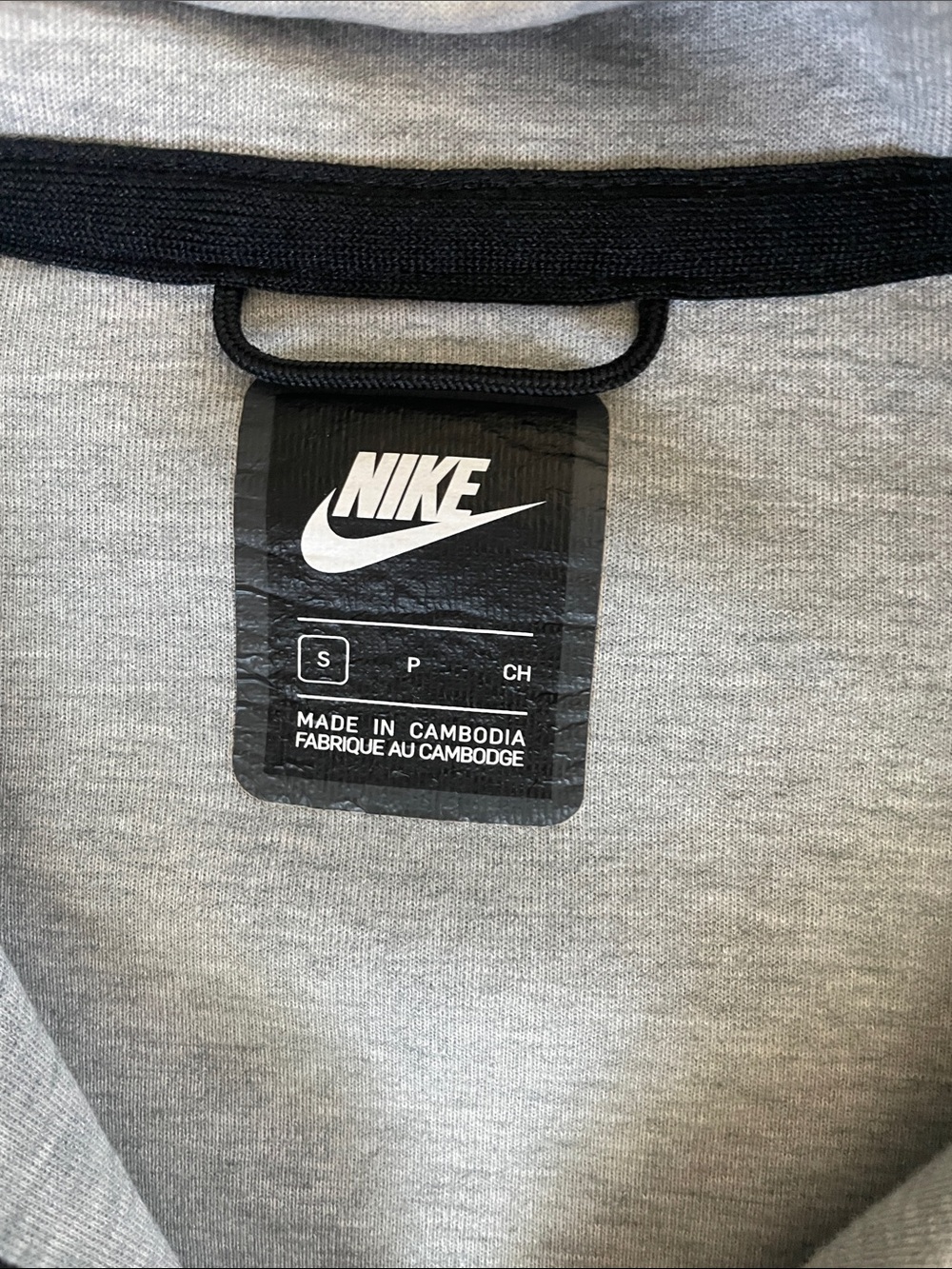 Nike-Tech Light Gray Full-Zip Hoodie Jacket - Picture 4 of 5